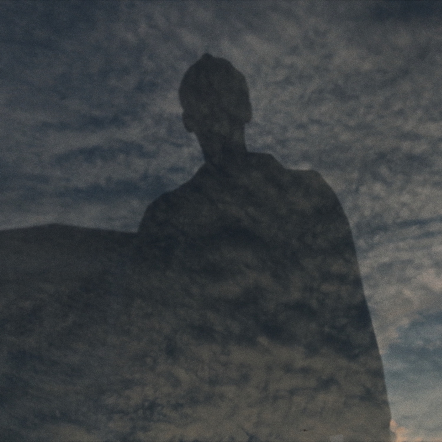  👀 你见过这个人吗，还是我觉得有人在监视我们 （短片电影音乐）